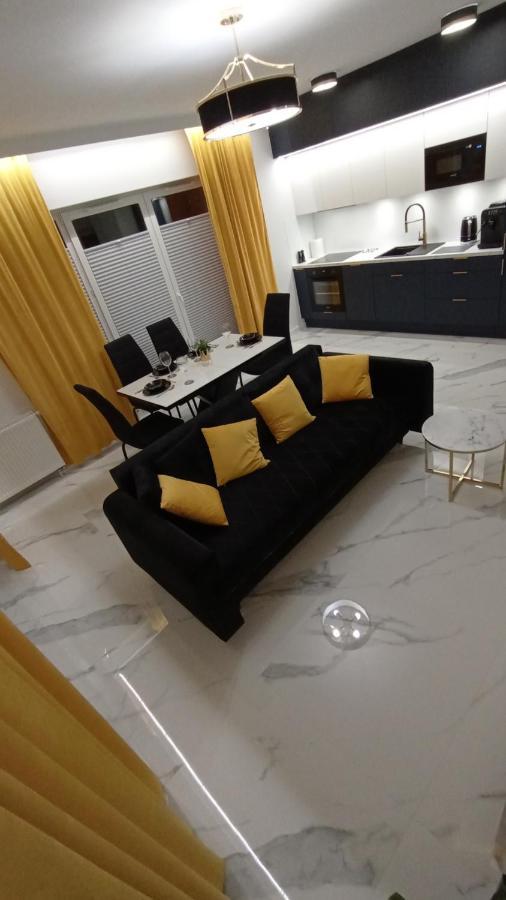 Plaza Tower Apartament, Sauna, Targi كيلتشي المظهر الخارجي الصورة
