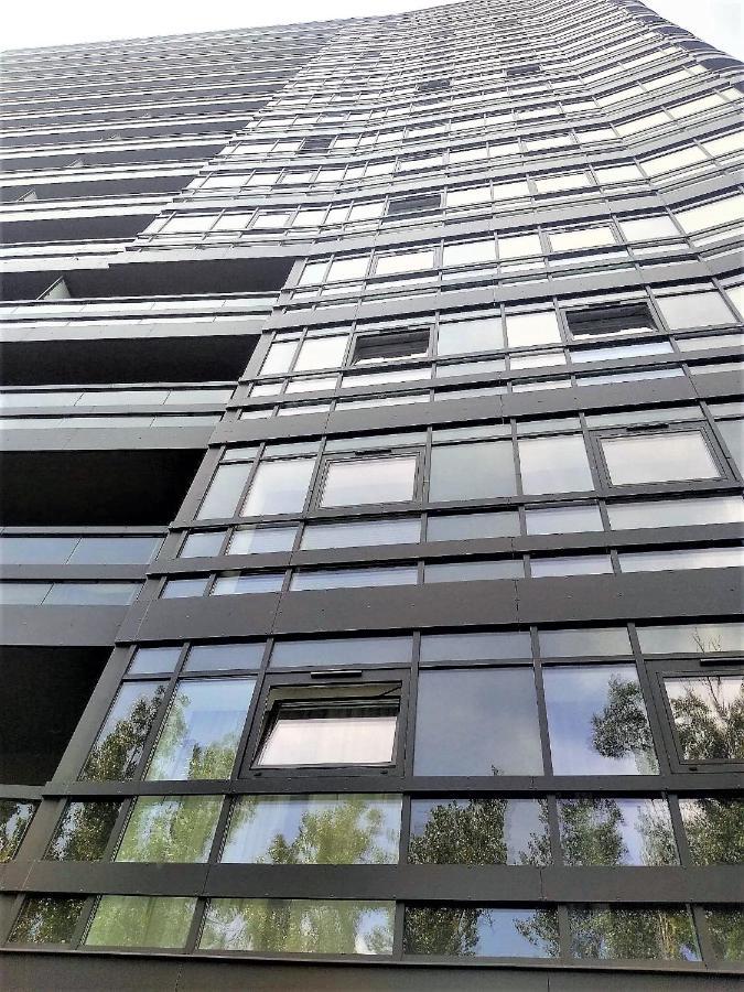 Plaza Tower Apartament, Sauna, Targi كيلتشي المظهر الخارجي الصورة